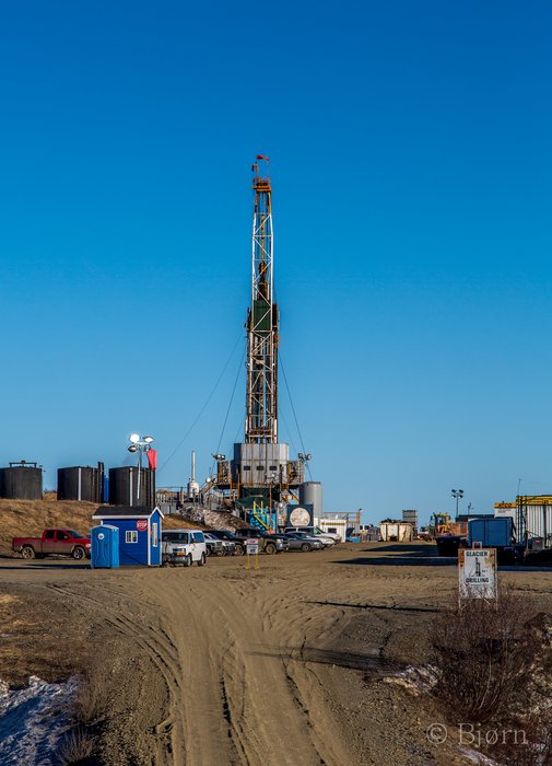 The rig was designed to operate close to neighborhoods, with a small size ideal for pad drilling, minimizing the drilling footprint and the impact on surroundings.