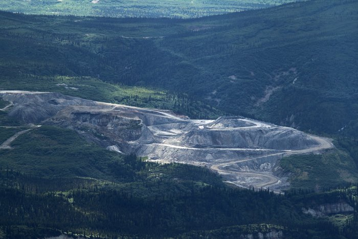 This mine still occasionally produces a small amount of coal, but is largely under reclamation.  It is one of the <a href="http://www.groundtruthtrekking.org/Issues/AlaskaCoal/UsibelliCoalMine.html">Usibelli coal mines</a>.
