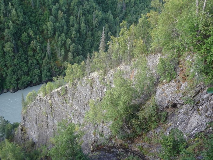 Sheer cliff in Devil's Gorge