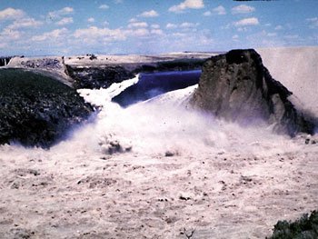 The 1976 Teton Dam breach